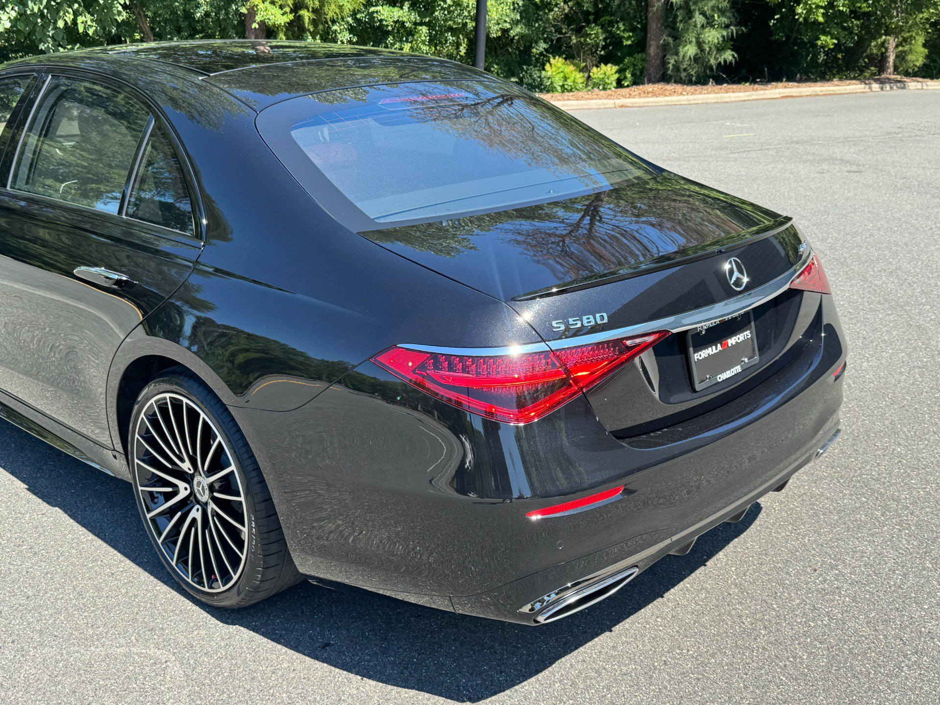 Used 2023 Mercedes-Benz S 580 4MATIC Sedan image 21