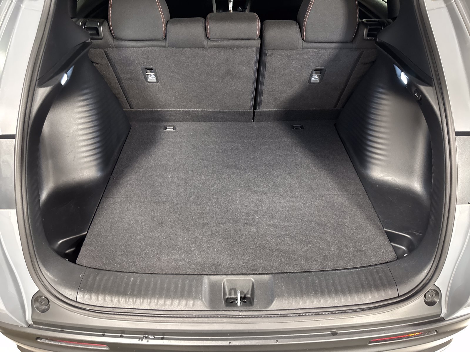 Used 2025 Honda HR-V Sport image 27