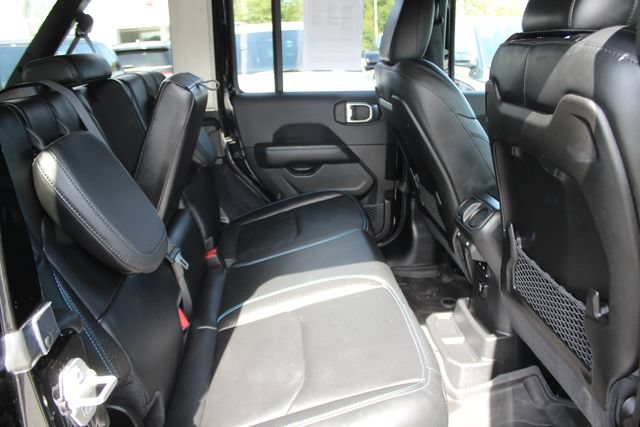 Used 2024 Jeep Wrangler High Altitude AWD/4WD image 32