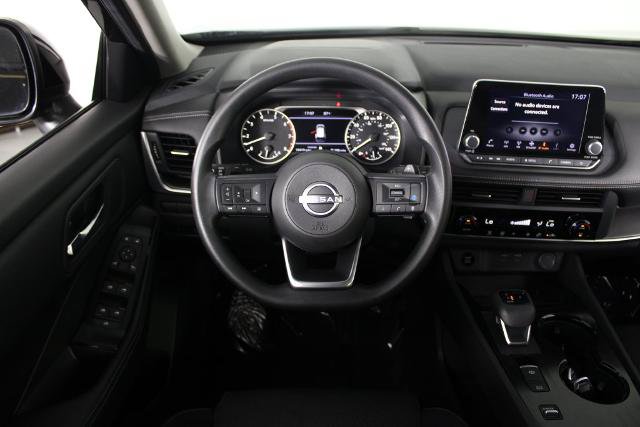 Certified 2024 Nissan Rogue SV FWD image 7
