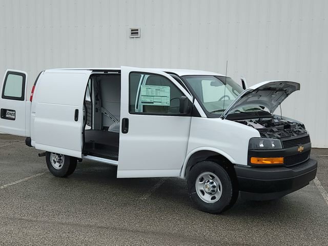 New 2026 Chevrolet Express 3500 RWD image 9