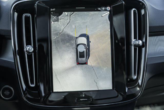New 2026 Volvo XC40 B5 Ultra w/ Protection Package Premier AWD/4WD image 47