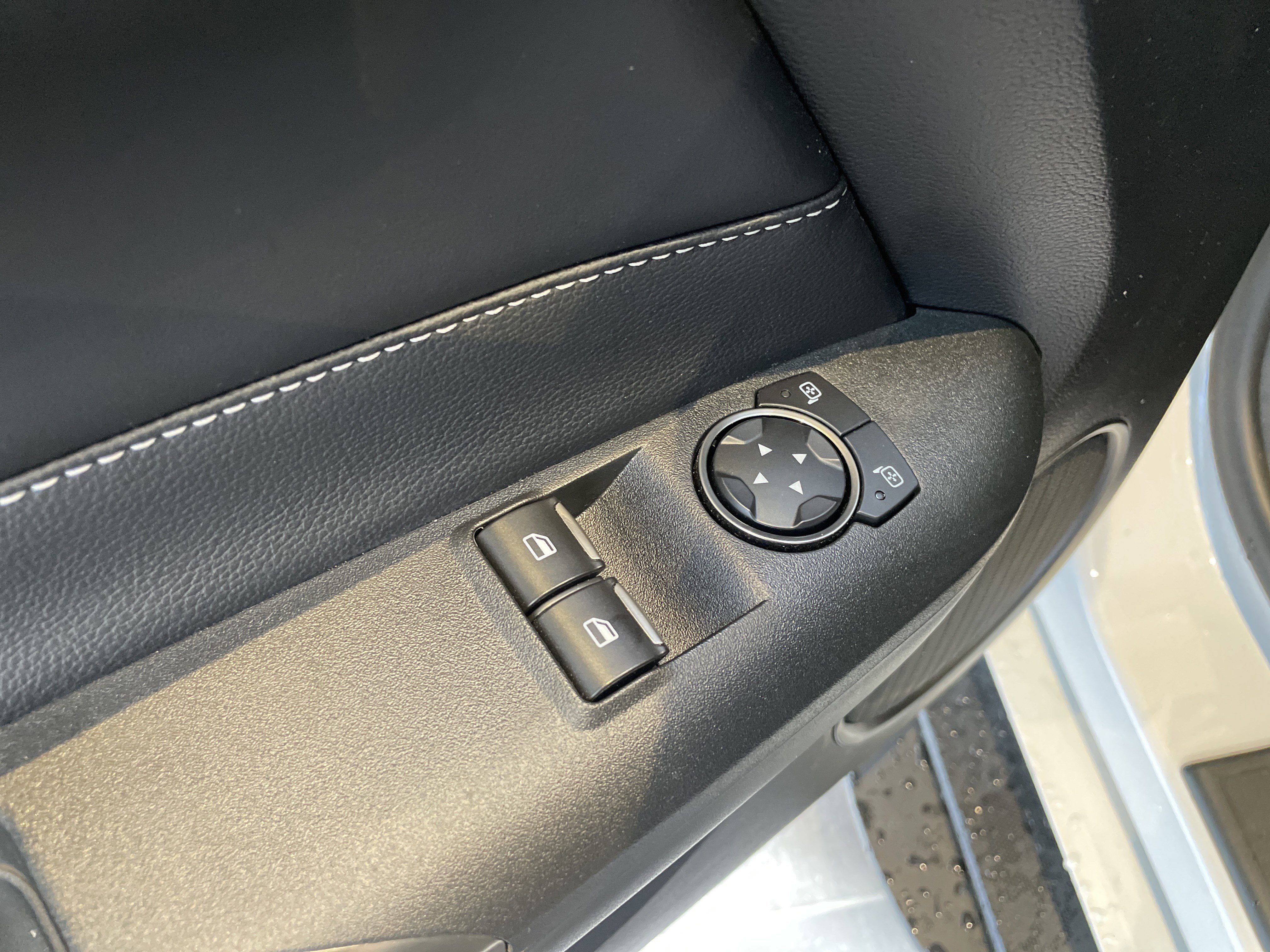 Used 2021 Ford Mustang Shelby GT500 w/ Carbon Fiber Track Pack RWD image 16