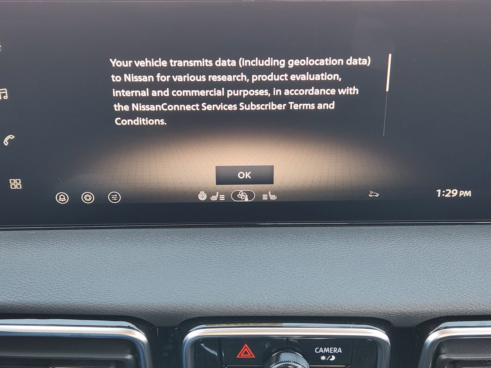 New 2026 Nissan Sentra SR w/ SR Premium Package FWD image 17