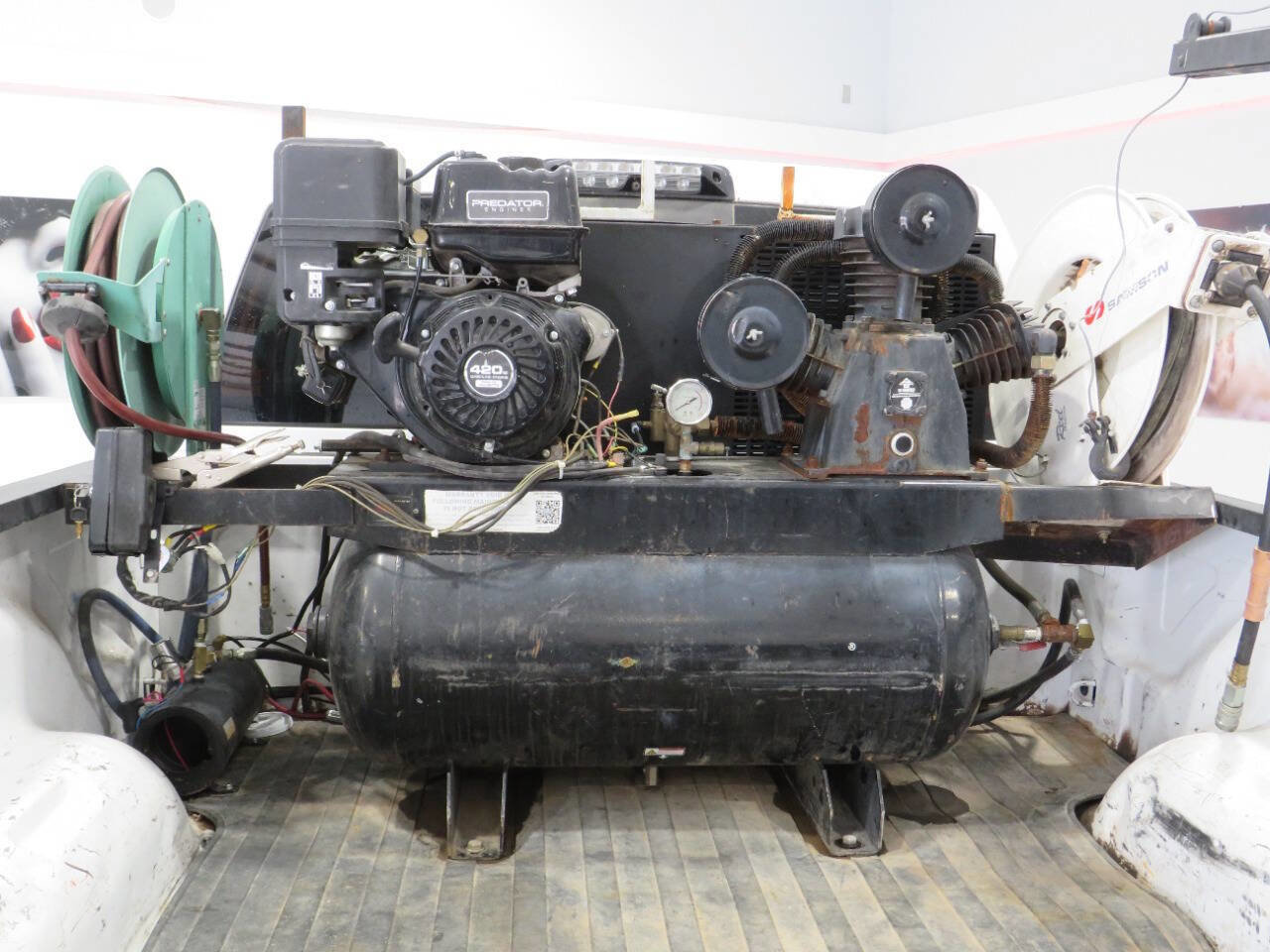 Used 2015 RAM 2500 SLT w/ Luxury Group image 27