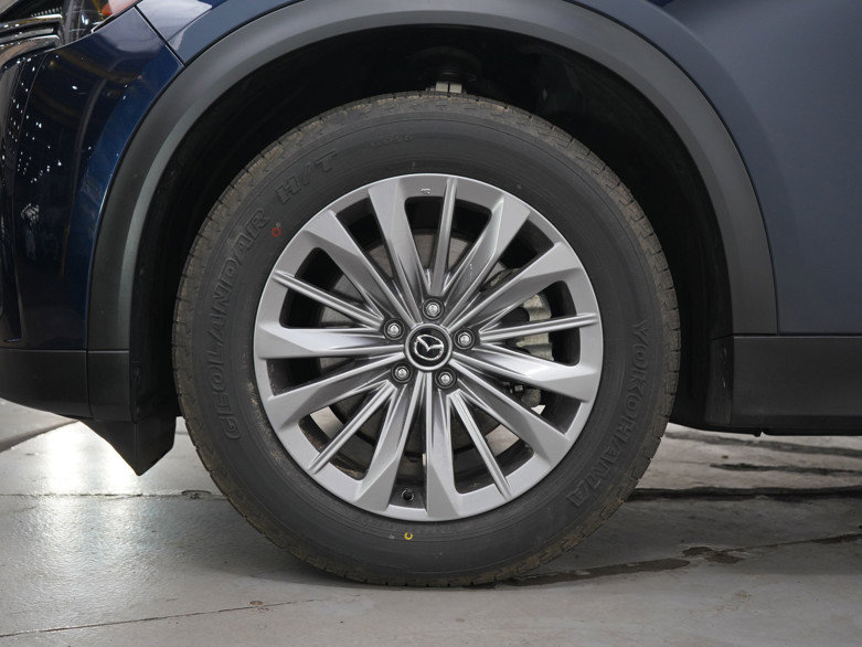 Used 2024 MAZDA CX-90 Plug-In Hybrid w/ Preferred AWD/4WD image 32