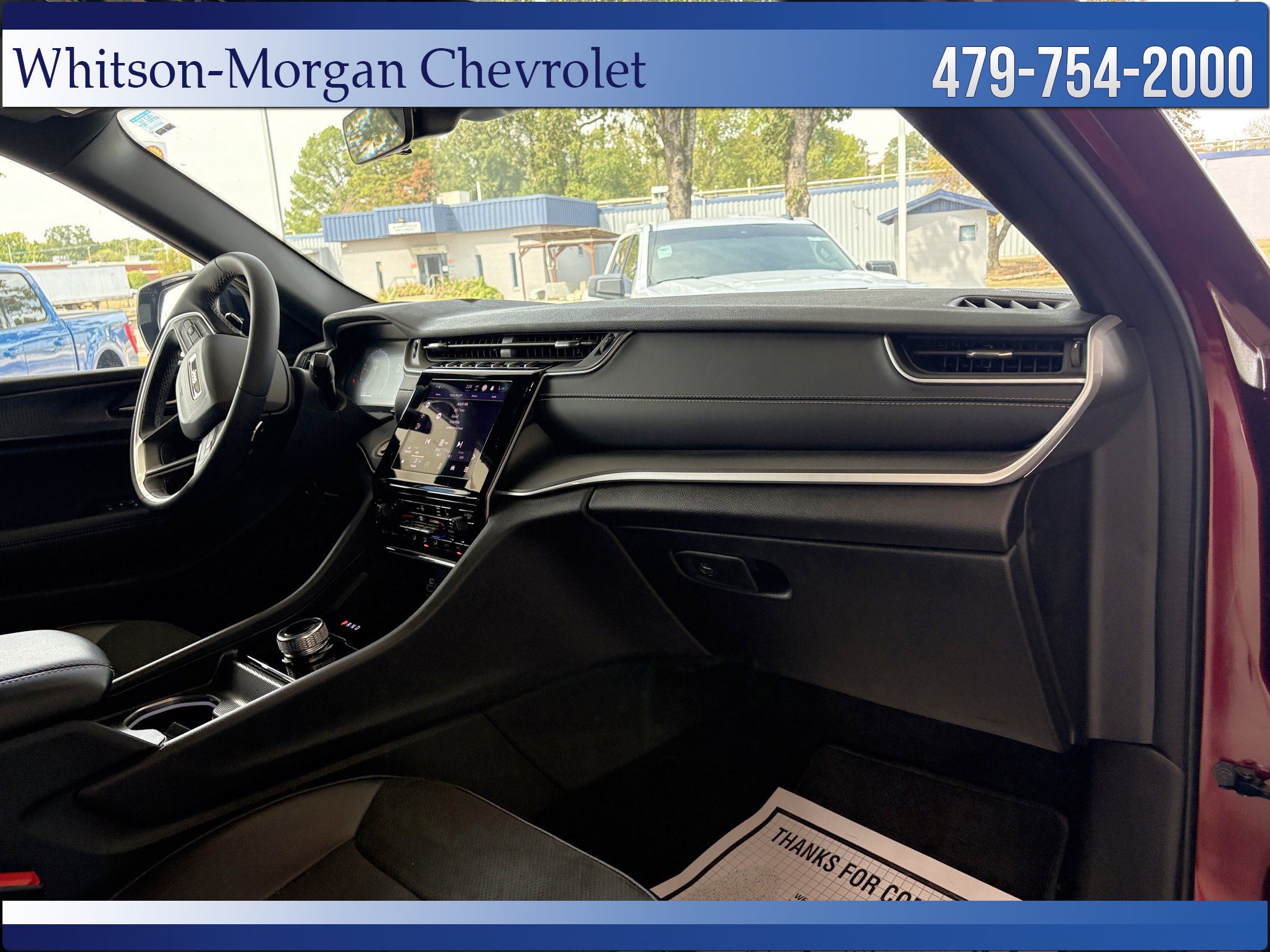 Used 2025 Jeep Grand Cherokee Altitude AWD/4WD image 39