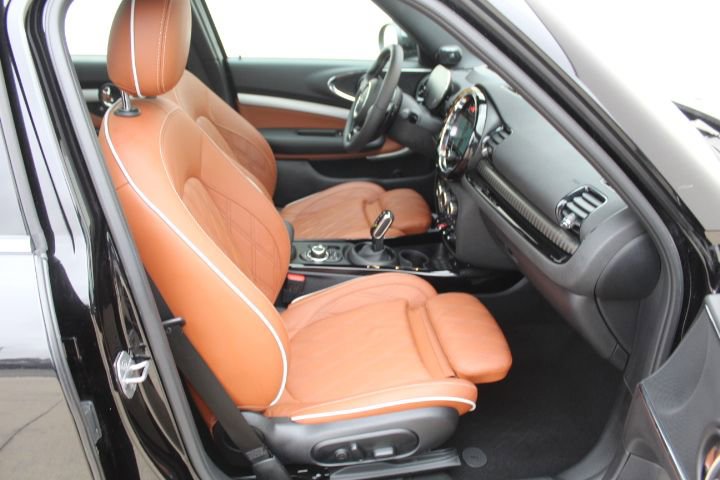 Used 2022 MINI Cooper Clubman John Cooper Works image 41