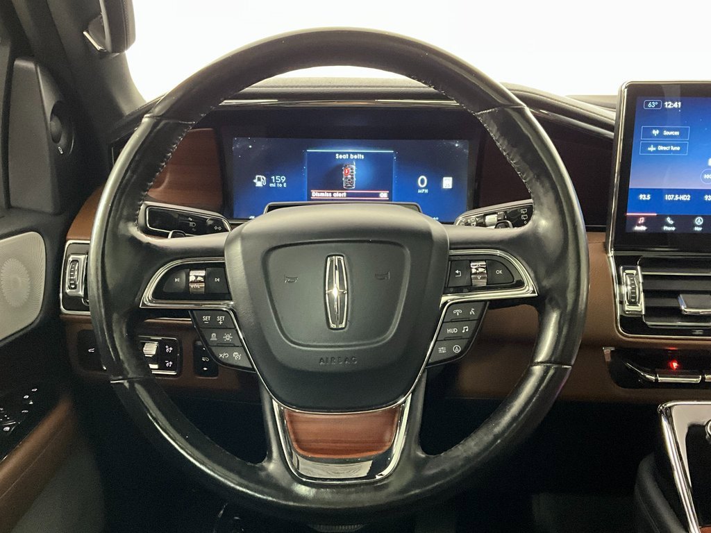 Used 2022 Lincoln Navigator Reserve image 12