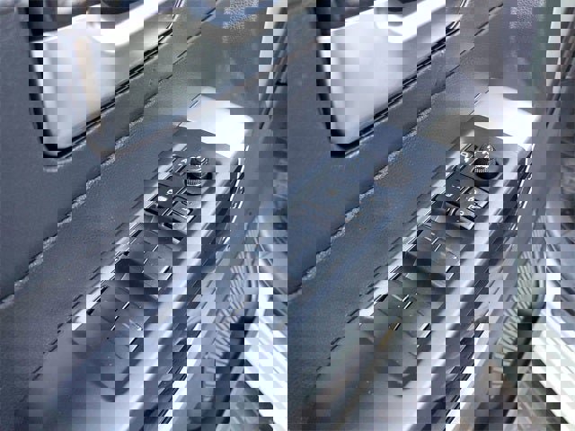 Used 2023 Toyota Sequoia Limited image 75