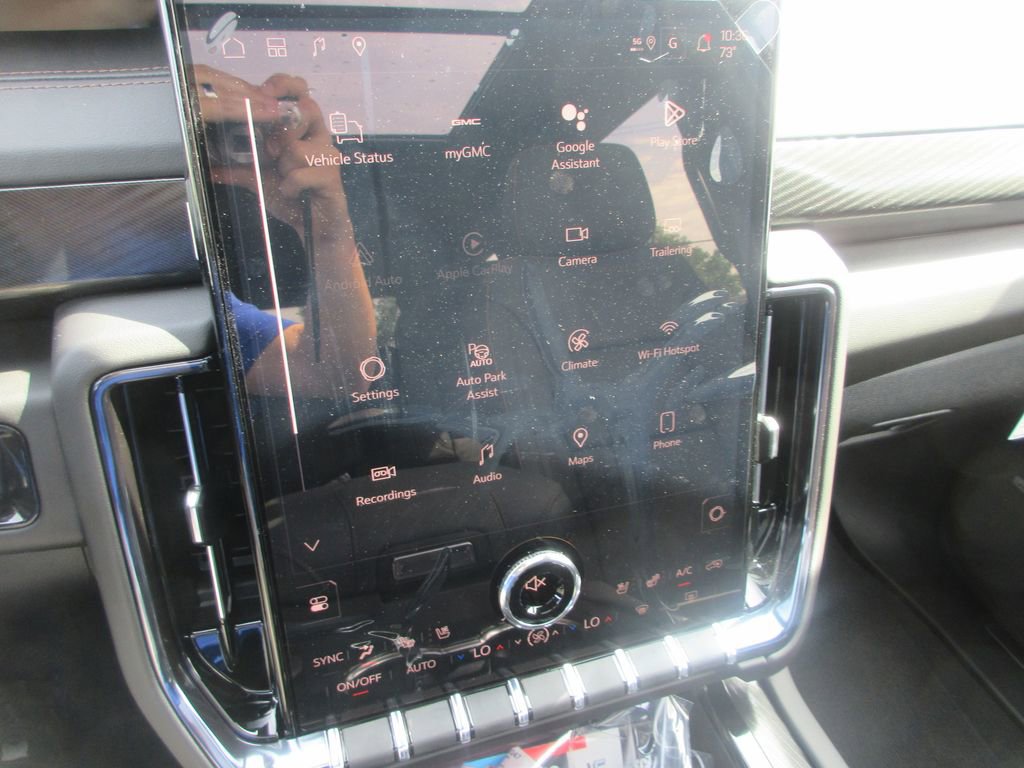 New 2026 GMC Yukon AT4 AWD/4WD image 19