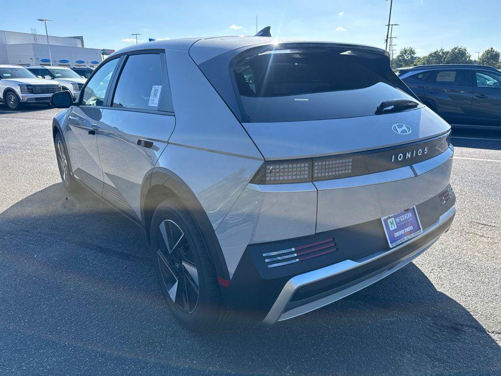 New 2027 Hyundai Ioniq 5 SE RWD image 4