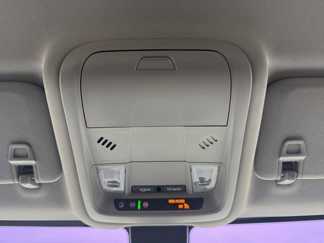 Used 2022 GMC Terrain SLE w/ Driver Convenience Package image 25