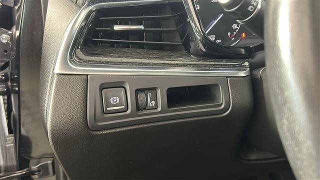 Used 2021 Cadillac XT5 Premium Luxury FWD image 19