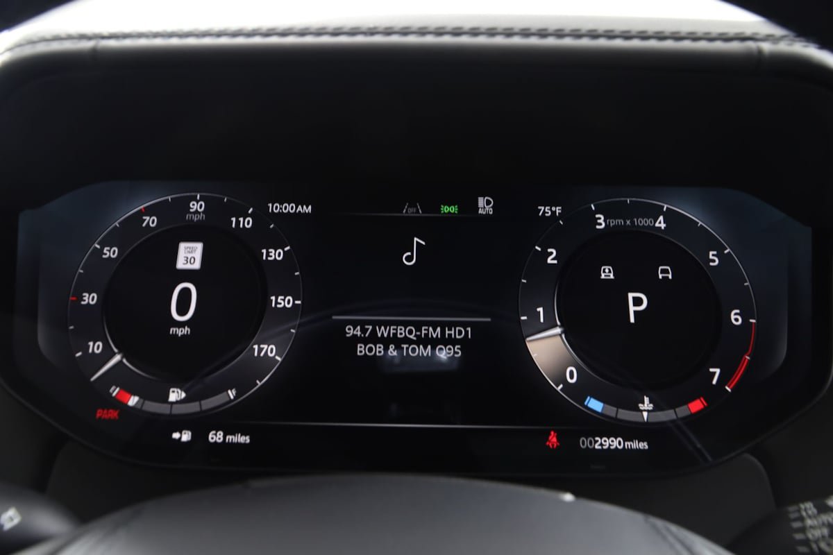Used 2025 Land Rover Range Rover SE AWD/4WD image 21