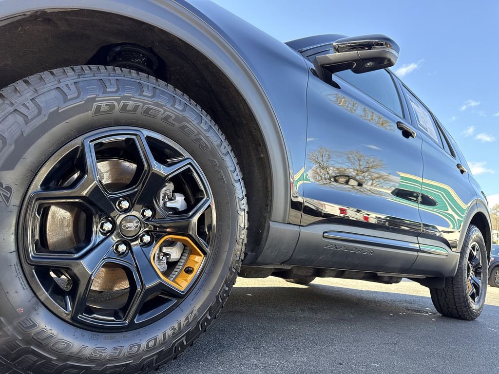 Used 2026 Ford Explorer Tremor w/ Tremor Convenience Package image 10