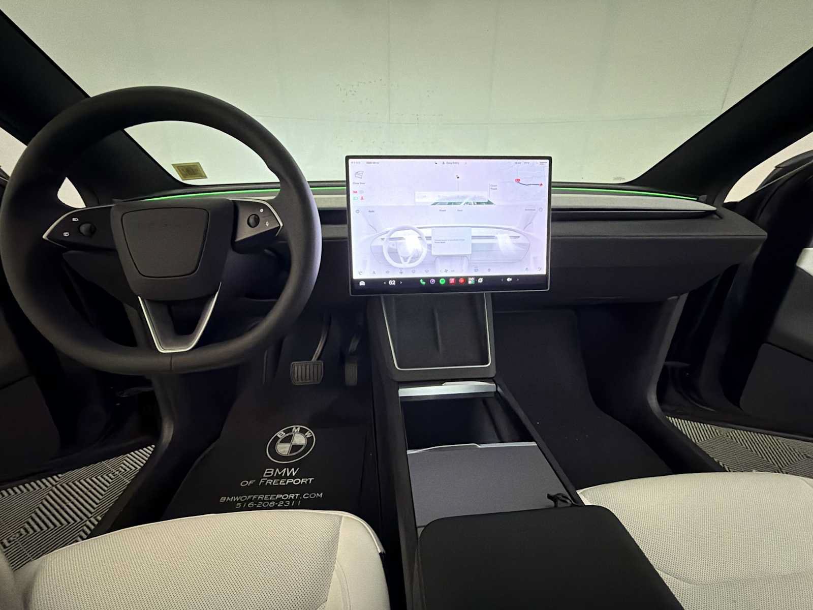 Used 2026 Tesla Model Y 2WD image 17