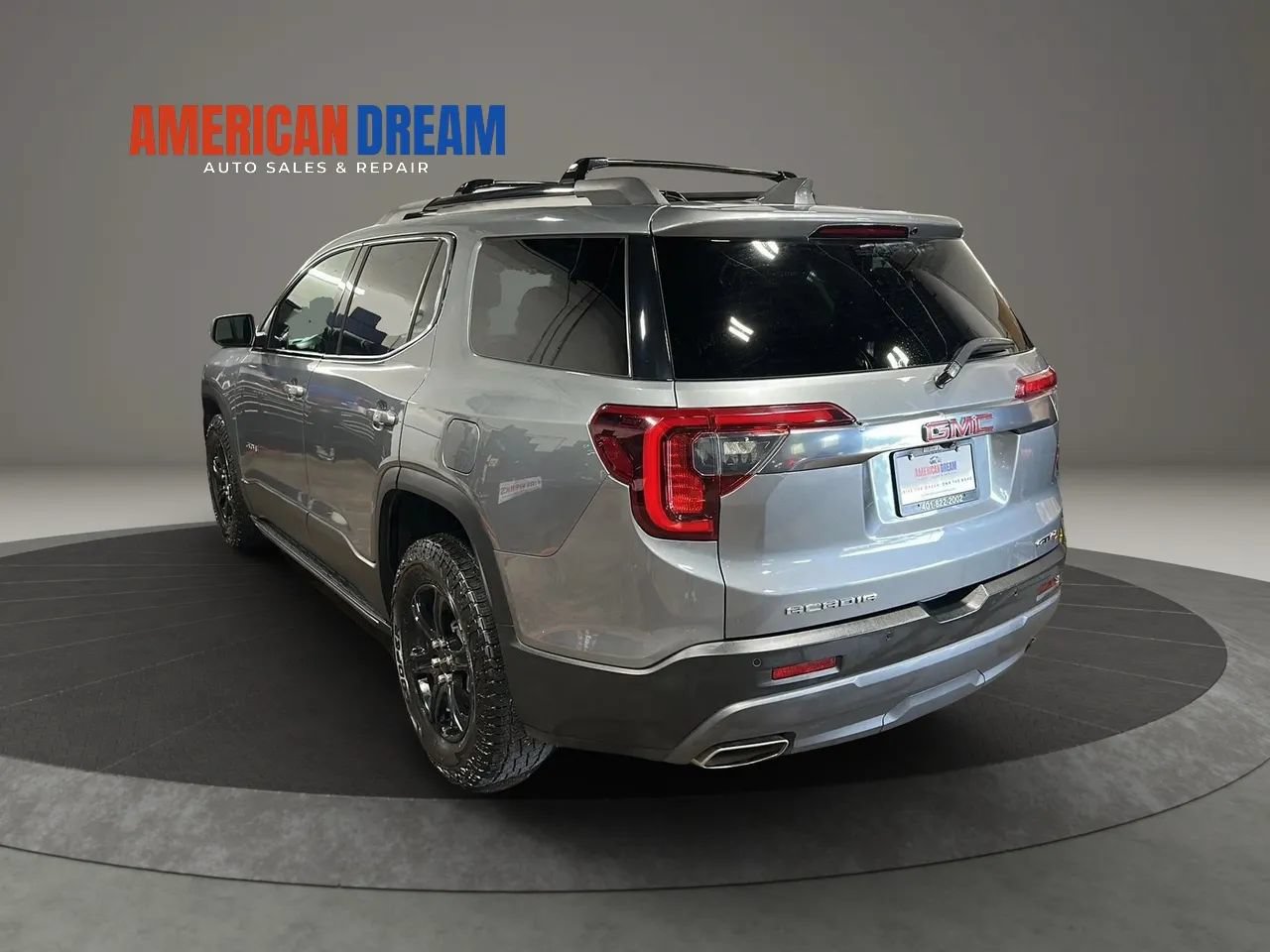 Used 2021 GMC Acadia AT4 w/ LPO, 'HIT The Road' Package AWD/4WD image 3