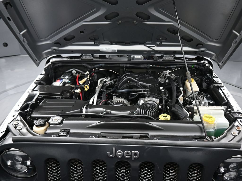 Used 2016 Jeep Wrangler Unlimited Sport AWD/4WD image 40
