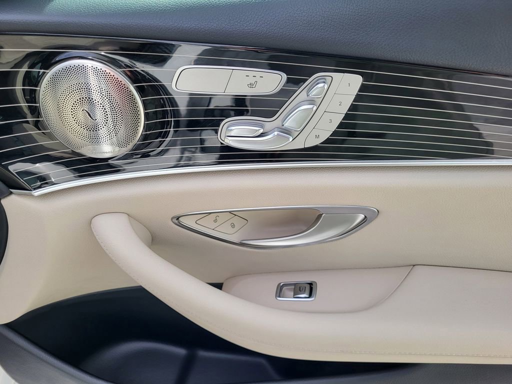 Used 2022 Mercedes-Benz E 350 4MATIC Sedan image 13