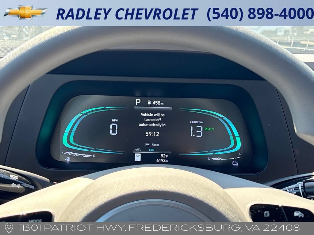 Used 2025 Hyundai Elantra Hybrid FWD image 7