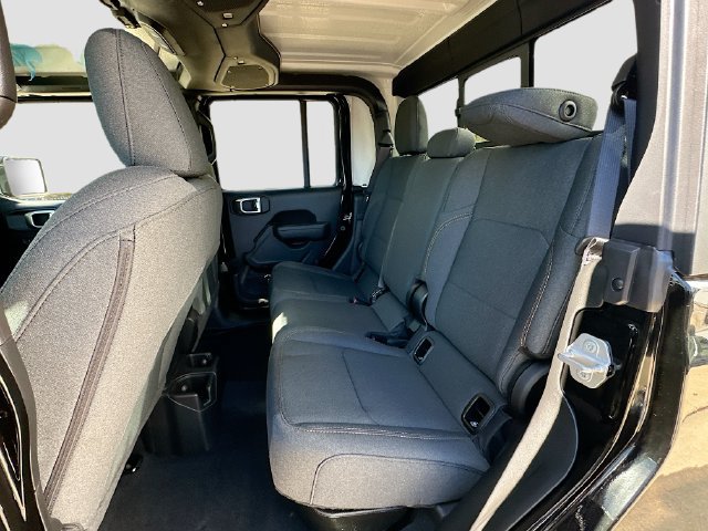 New 2026 Jeep Gladiator Sport AWD/4WD image 20