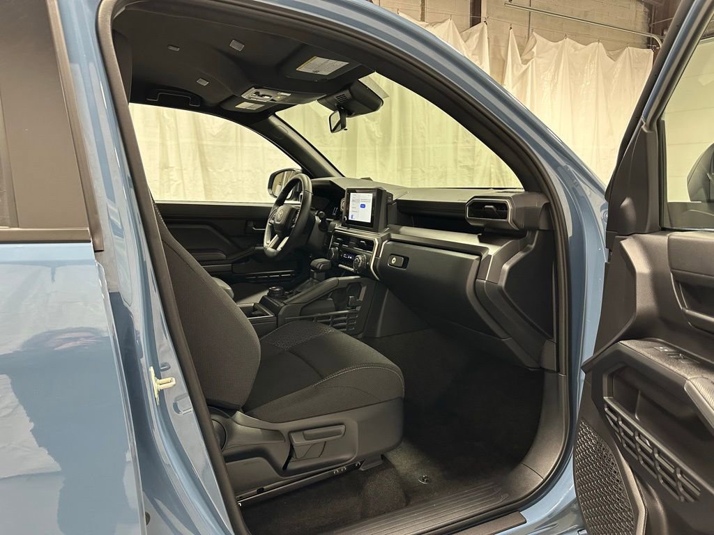 Used 2025 Toyota 4Runner SR5 image 57