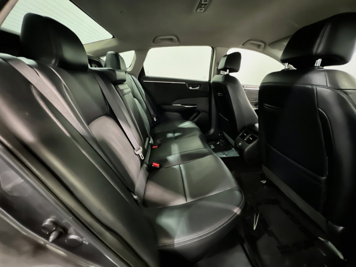 Used 2018 Honda Clarity Touring image 20