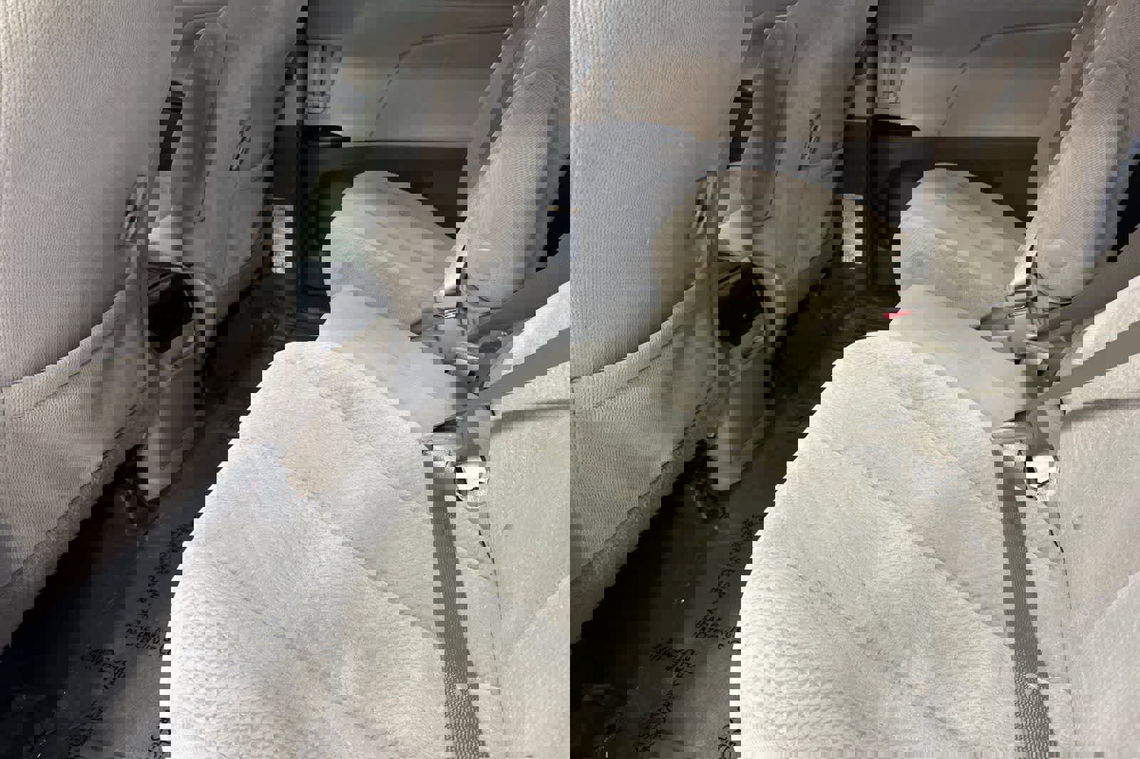 Used 2017 Toyota Sienna LE image 5