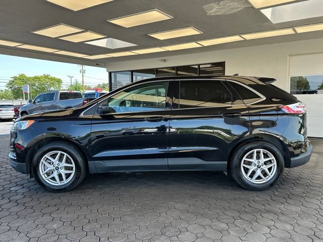 Certified 2024 Ford Edge SEL w/ Convenience Package AWD/4WD image 2