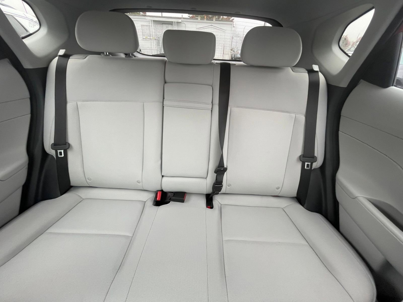 Used 2025 Hyundai Kona SEL image 32