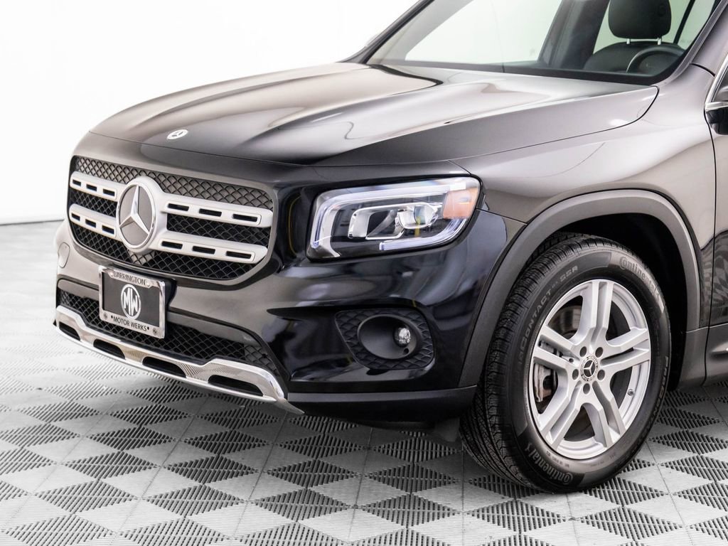 Used 2023 Mercedes-Benz GLB 250 4MATIC image 35