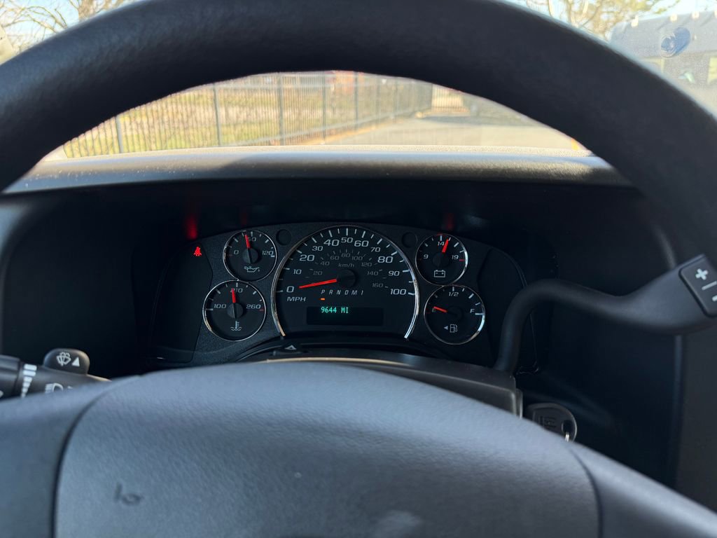 Used 2024 GMC Savana 2500 w/ Driver Convenience Package image 23