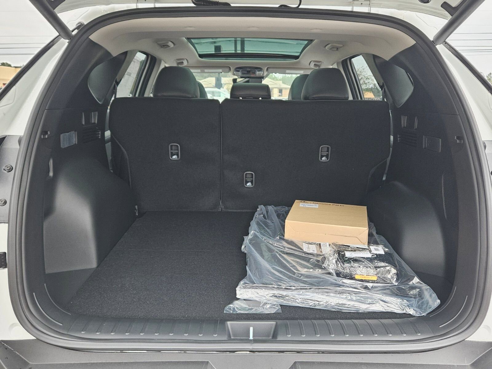 New 2026 Hyundai Tucson Limited image 11