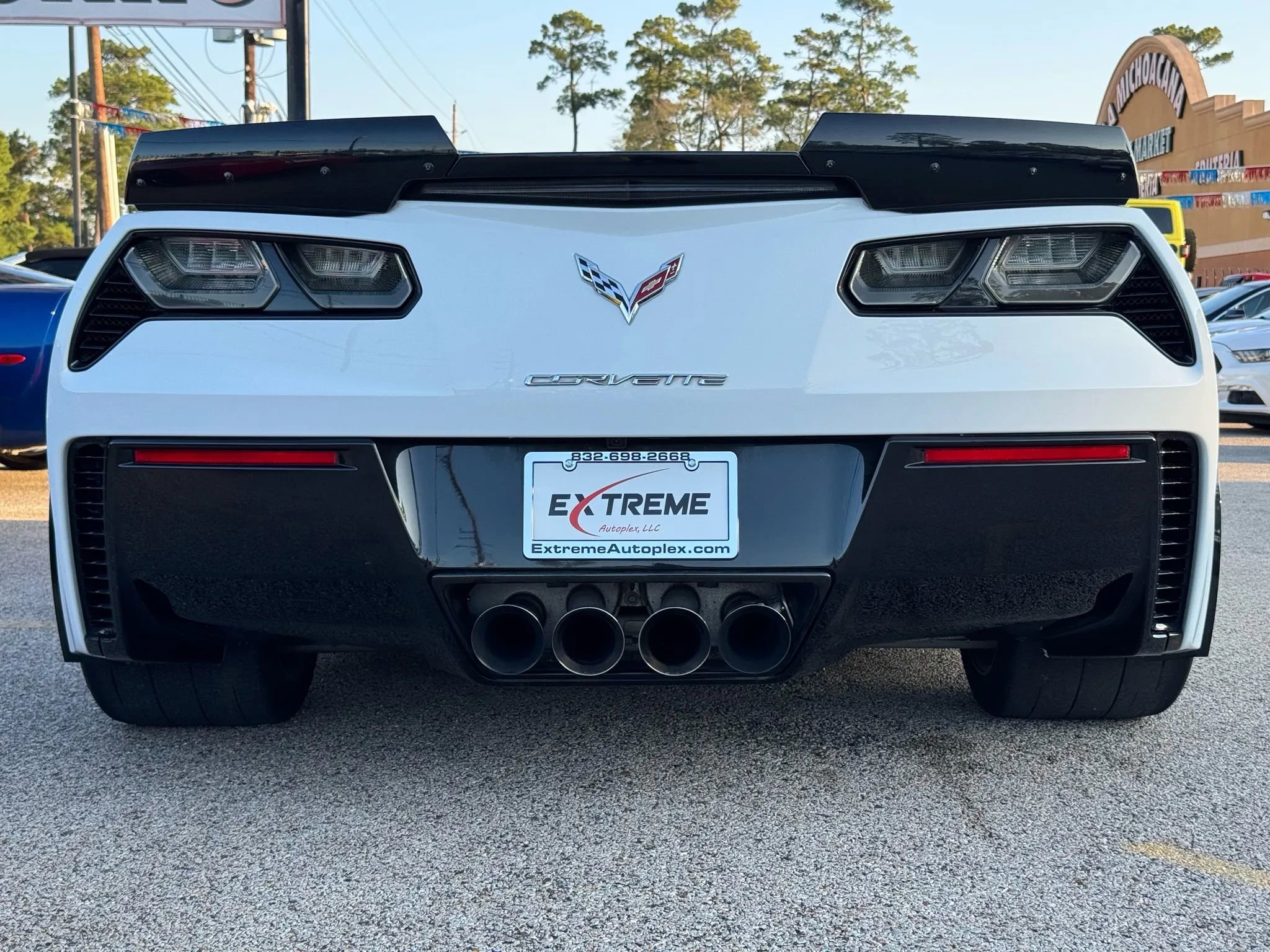 Used 2016 Chevrolet Corvette Z06 w/ 3LZ Preferred Equipment Group image 5