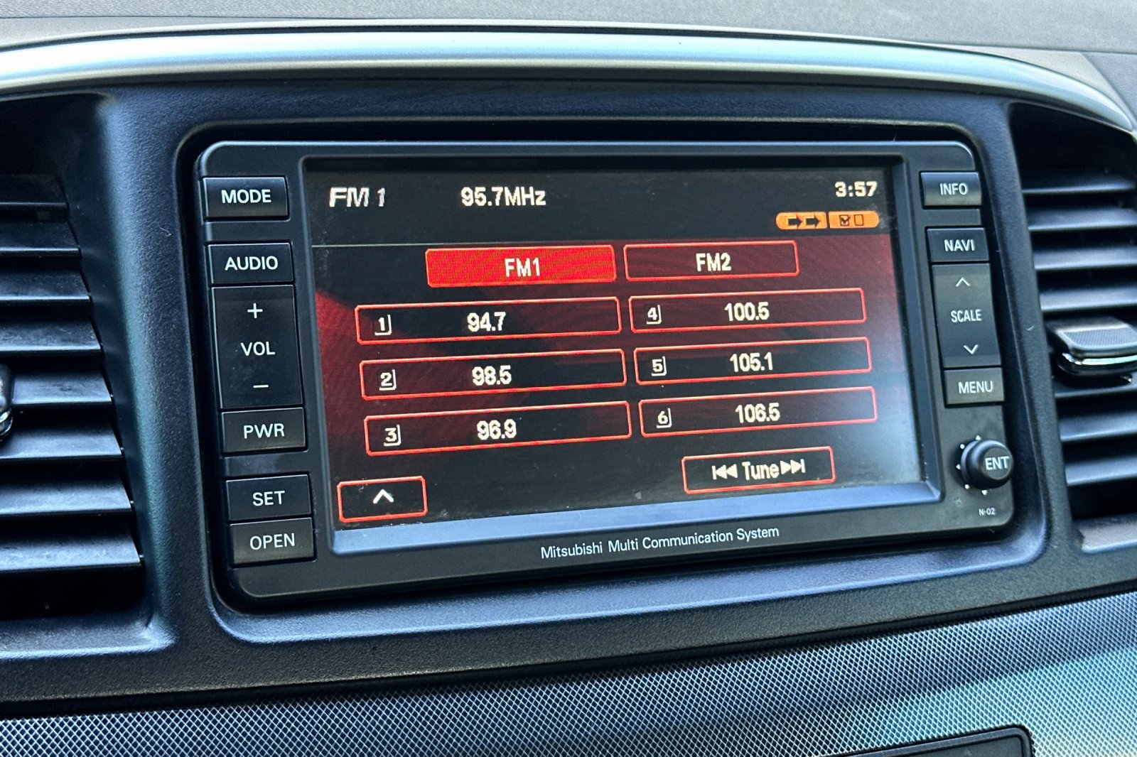 Used 2010 Mitsubishi Lancer Evolution GSR image 25