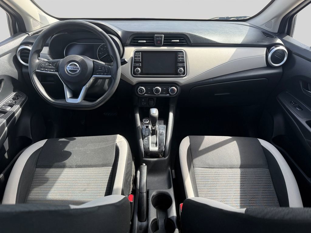 Used 2021 Nissan Versa SV image 12