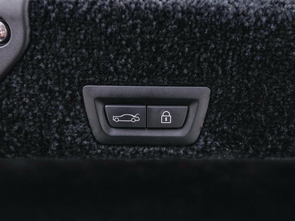 Used 2011 Rolls-Royce Ghost RWD image 58