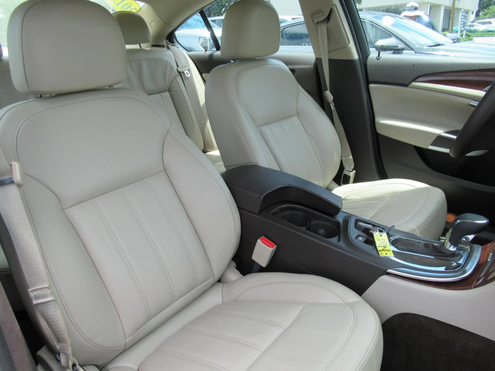 Used 2015 Buick Regal Premium FWD image 9