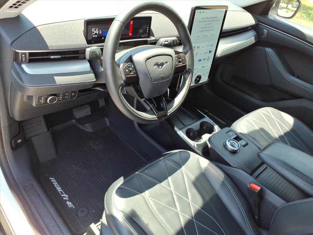 New 2023 Ford Mustang Mach-E Premium AWD/4WD image 7