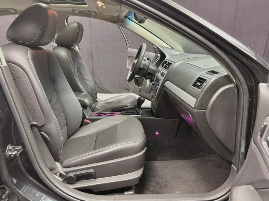 Used 2009 Ford Fusion SEL FWD image 25