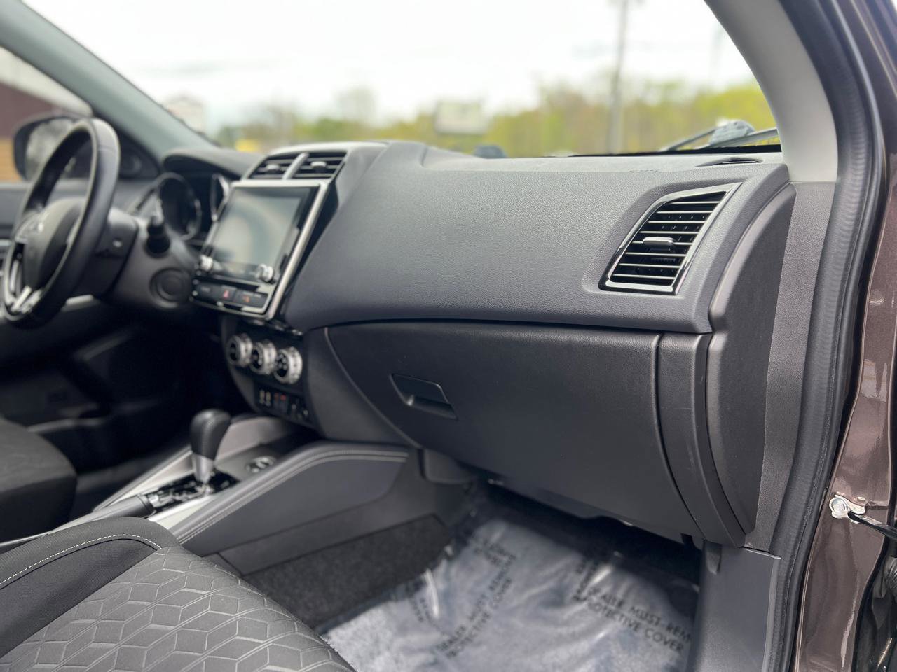 Used 2021 Mitsubishi Outlander Sport SE AWD/4WD image 42