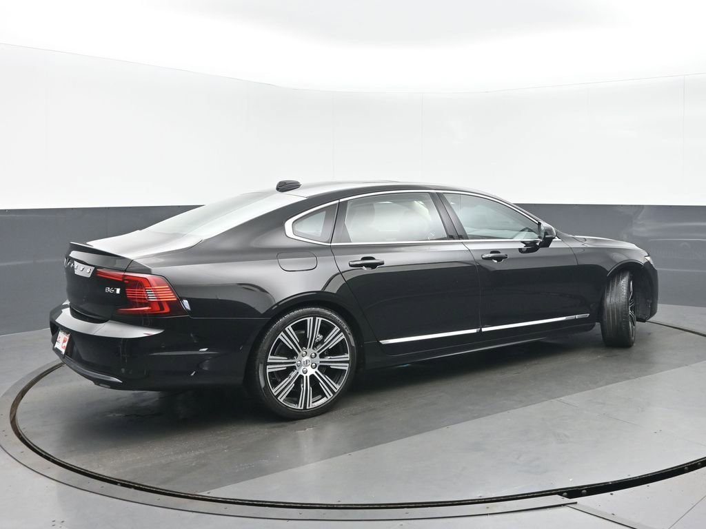 Used 2023 Volvo S90 B6 Ultimate w/ Protection Package Premier image 3