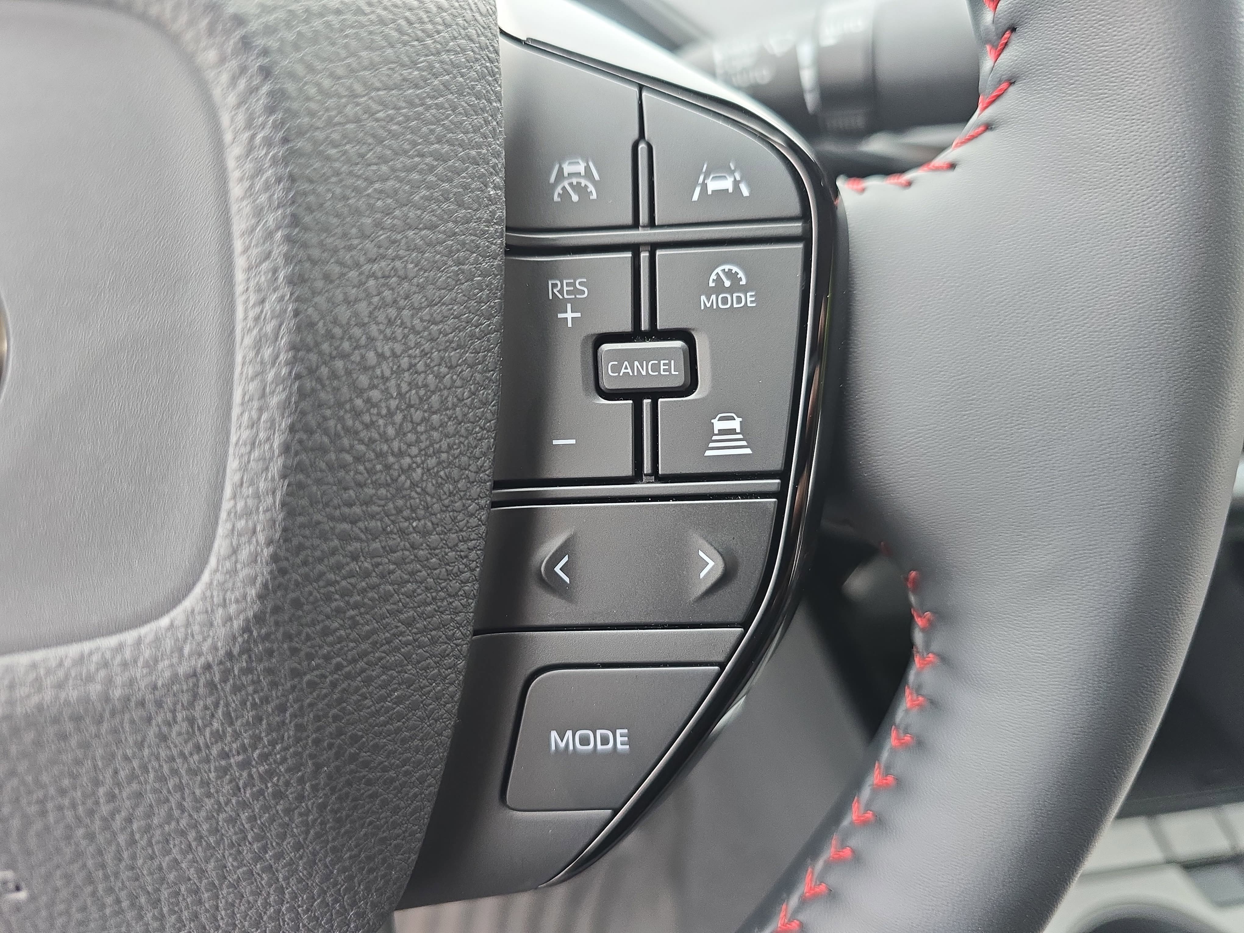 New 2025 Toyota Prius Plug-In Hybrid FWD image 17