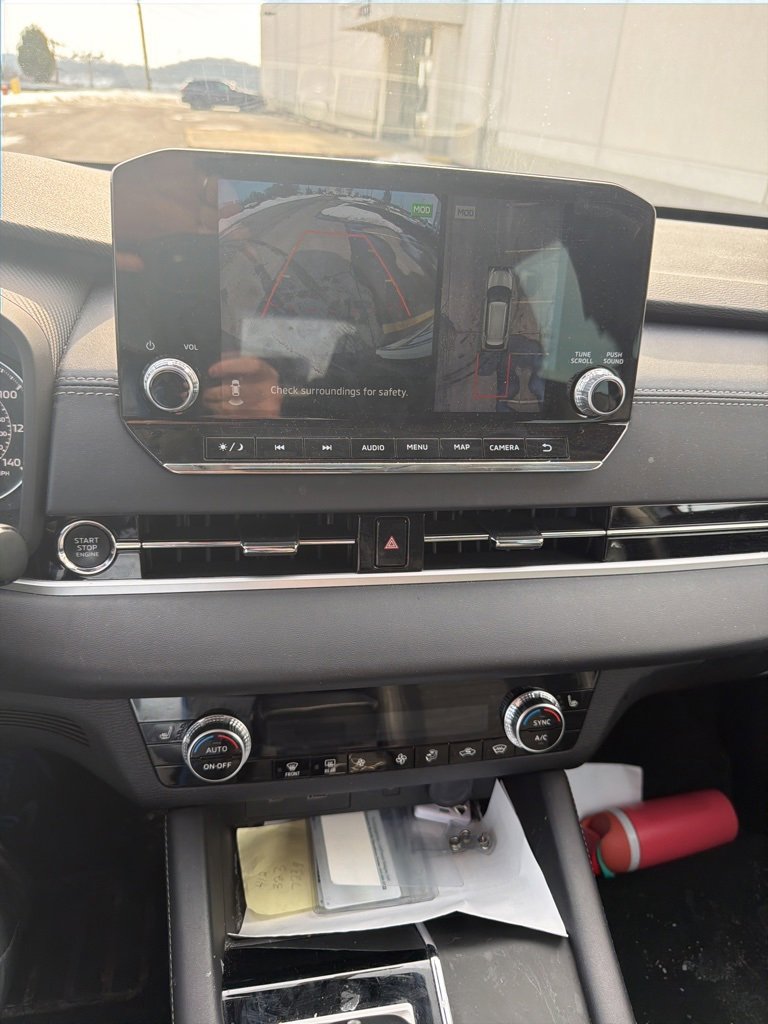 Used 2022 Mitsubishi Outlander SE image 9