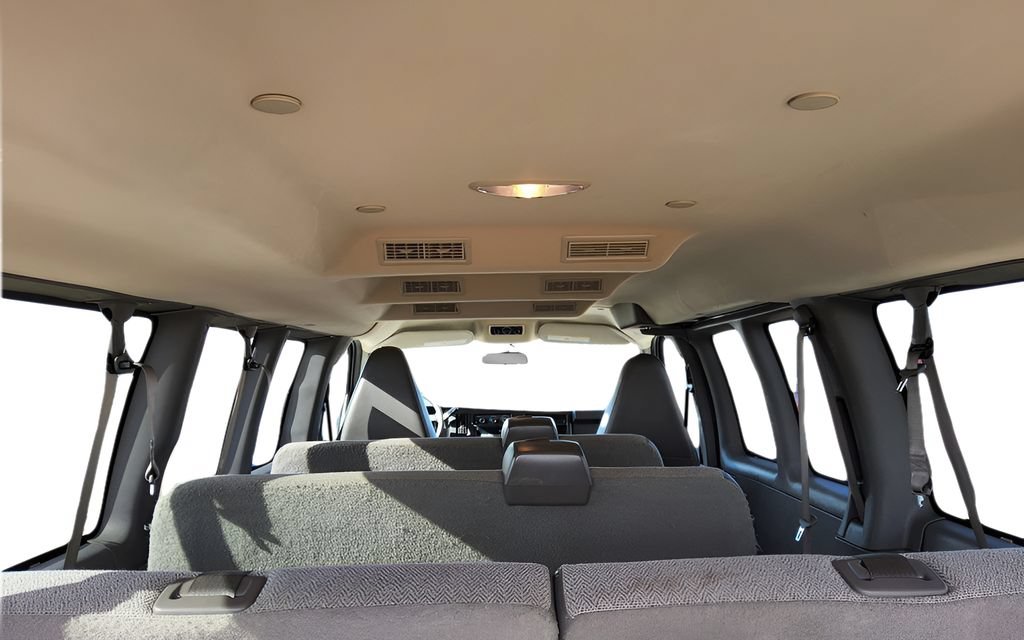 Used 2023 Chevrolet Express 3500 LS RWD image 22
