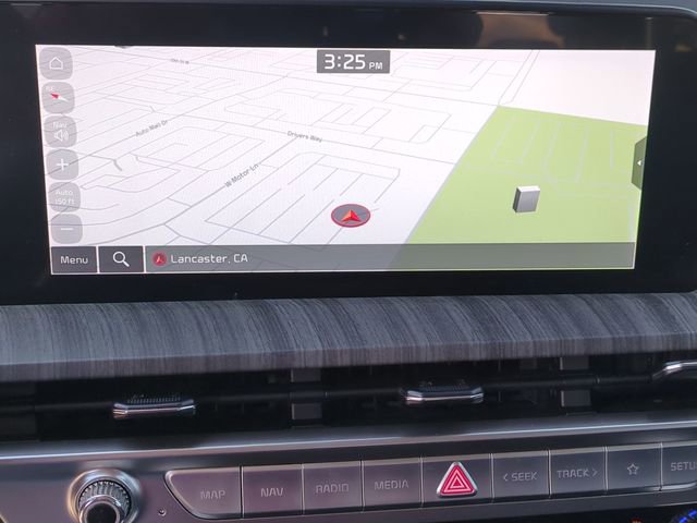 Used 2025 Kia Telluride EX w/ EX Captain's Chair Package FWD image 17