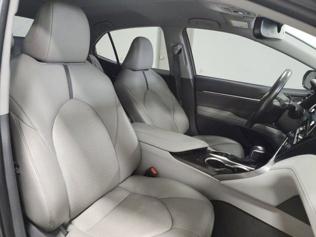 Used 2024 Toyota Camry XLE w/ Cold Weather Package image 16