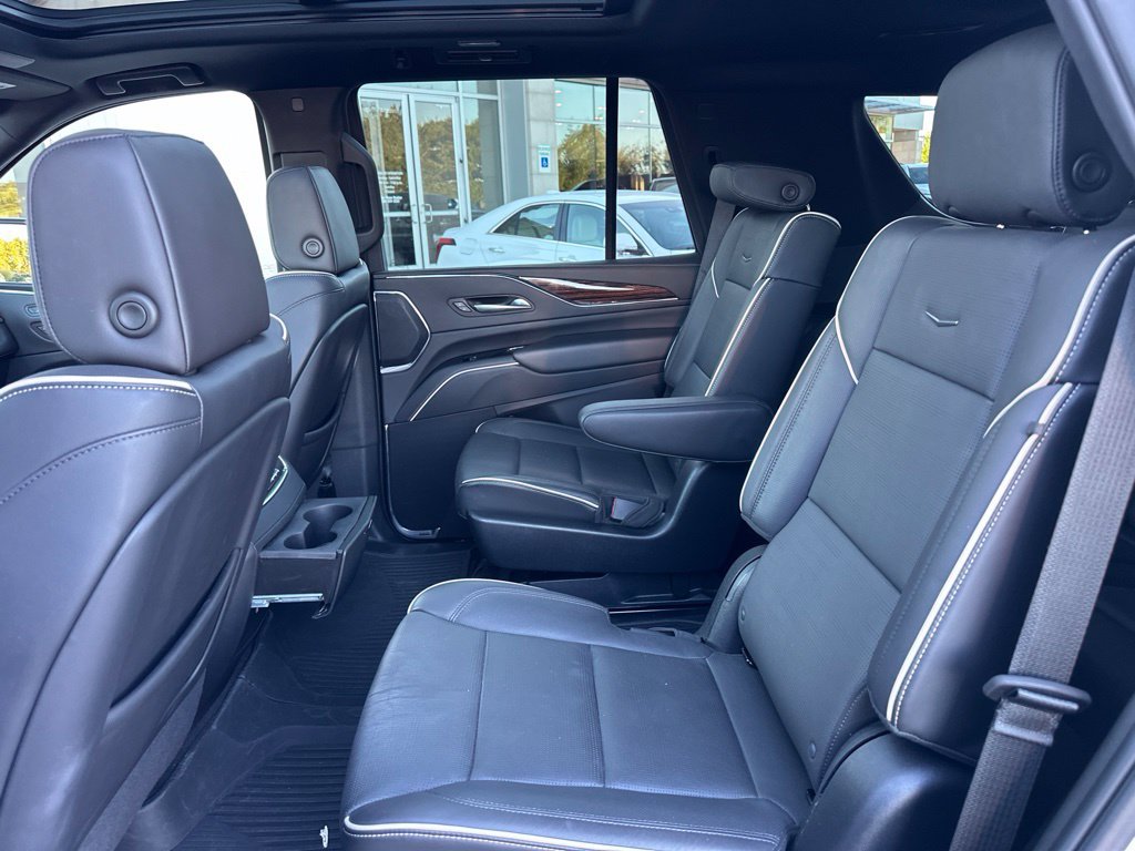 Used 2023 Cadillac Escalade Premium Luxury w/ LPO, Floor Liner Package AWD/4WD image 13