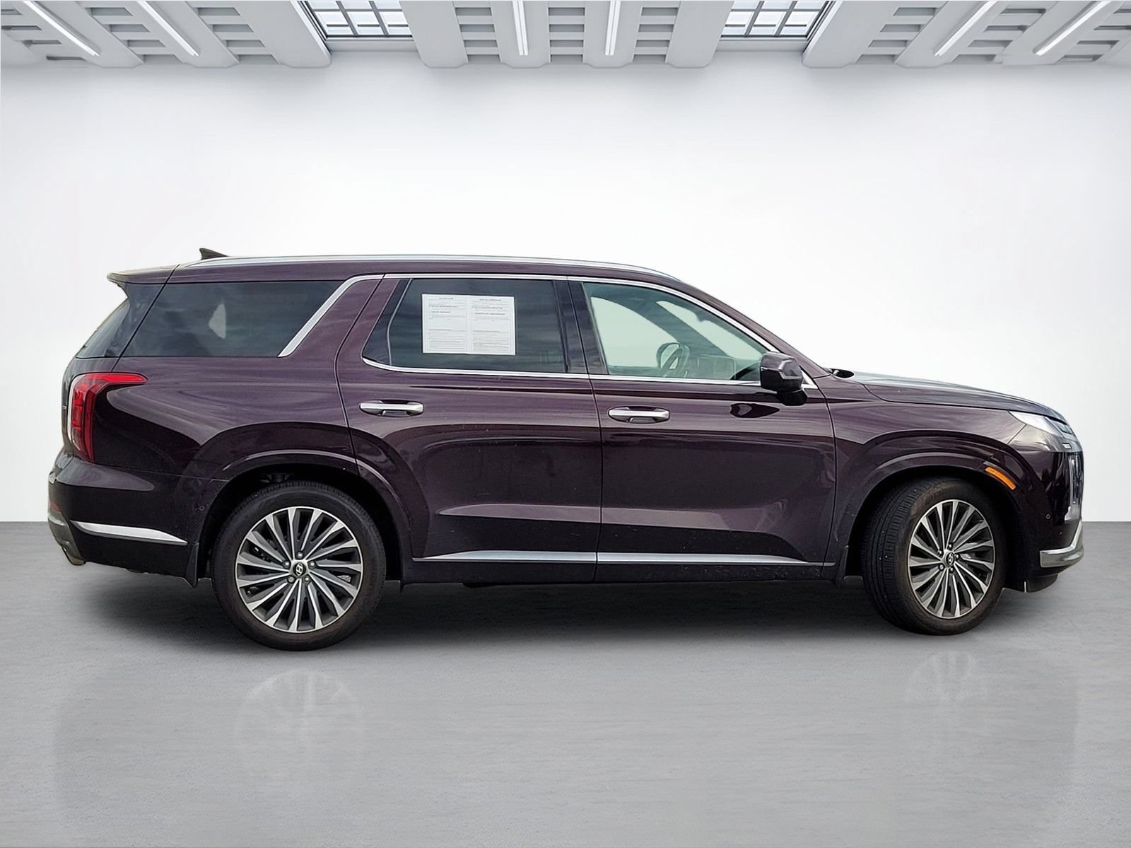 Used 2025 Hyundai Palisade Calligraphy AWD/4WD image 11